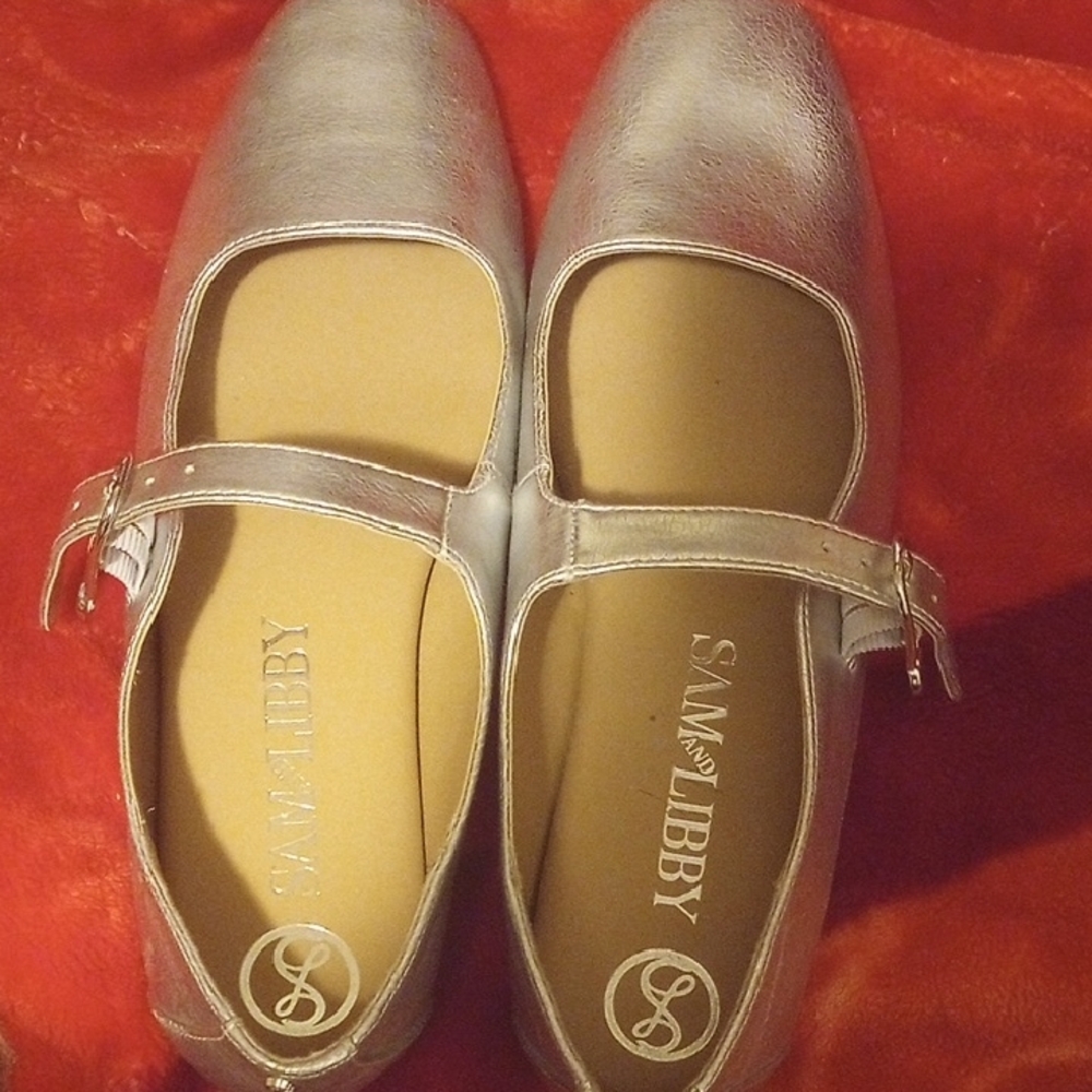 Sam & Libby Metallic Silver Flats